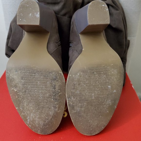 Carlos by Carlos Santana "Hazey" over the knee boots - Picture 8 of 9